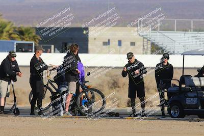 media/Feb-06-2025-Racers Edge (Thu) [[c17ed6f7b1]]/3-Around the Pits-Track Walk/